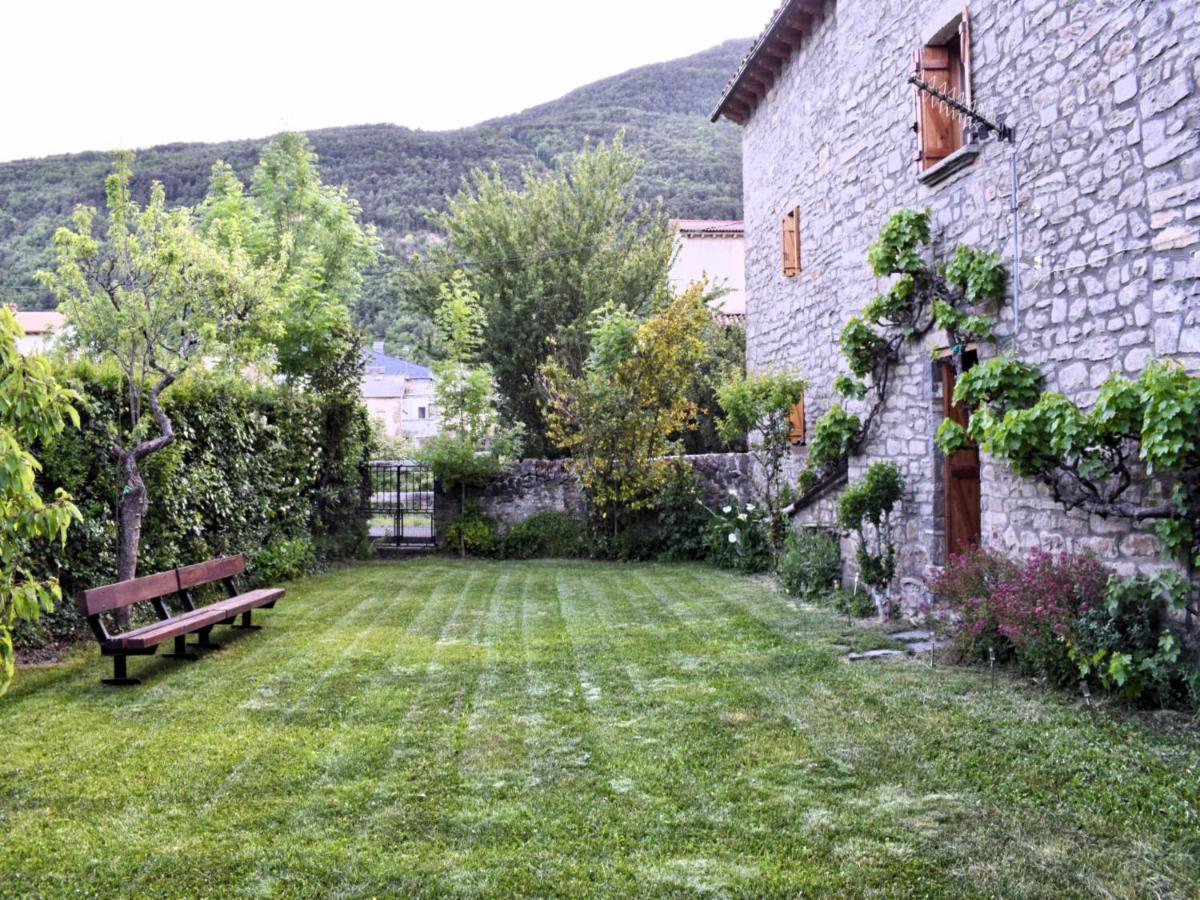 Cirjuana, Casa En El Centro Con Agradable Jardin Y Barbacoa By Pirineos 360 Villa Biescas  Bagian luar foto