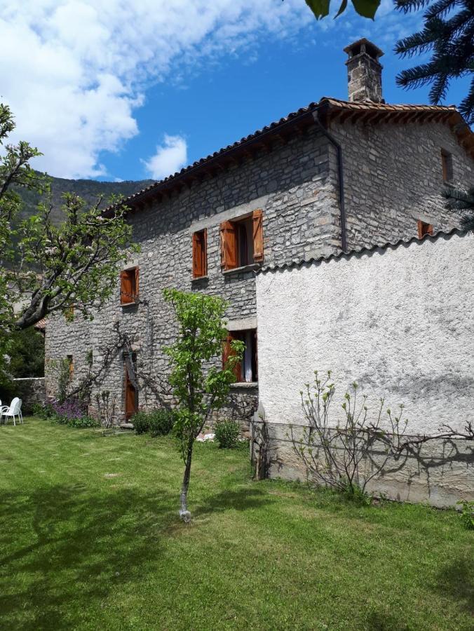 Cirjuana, Casa En El Centro Con Agradable Jardin Y Barbacoa By Pirineos 360 Villa Biescas  Bagian luar foto