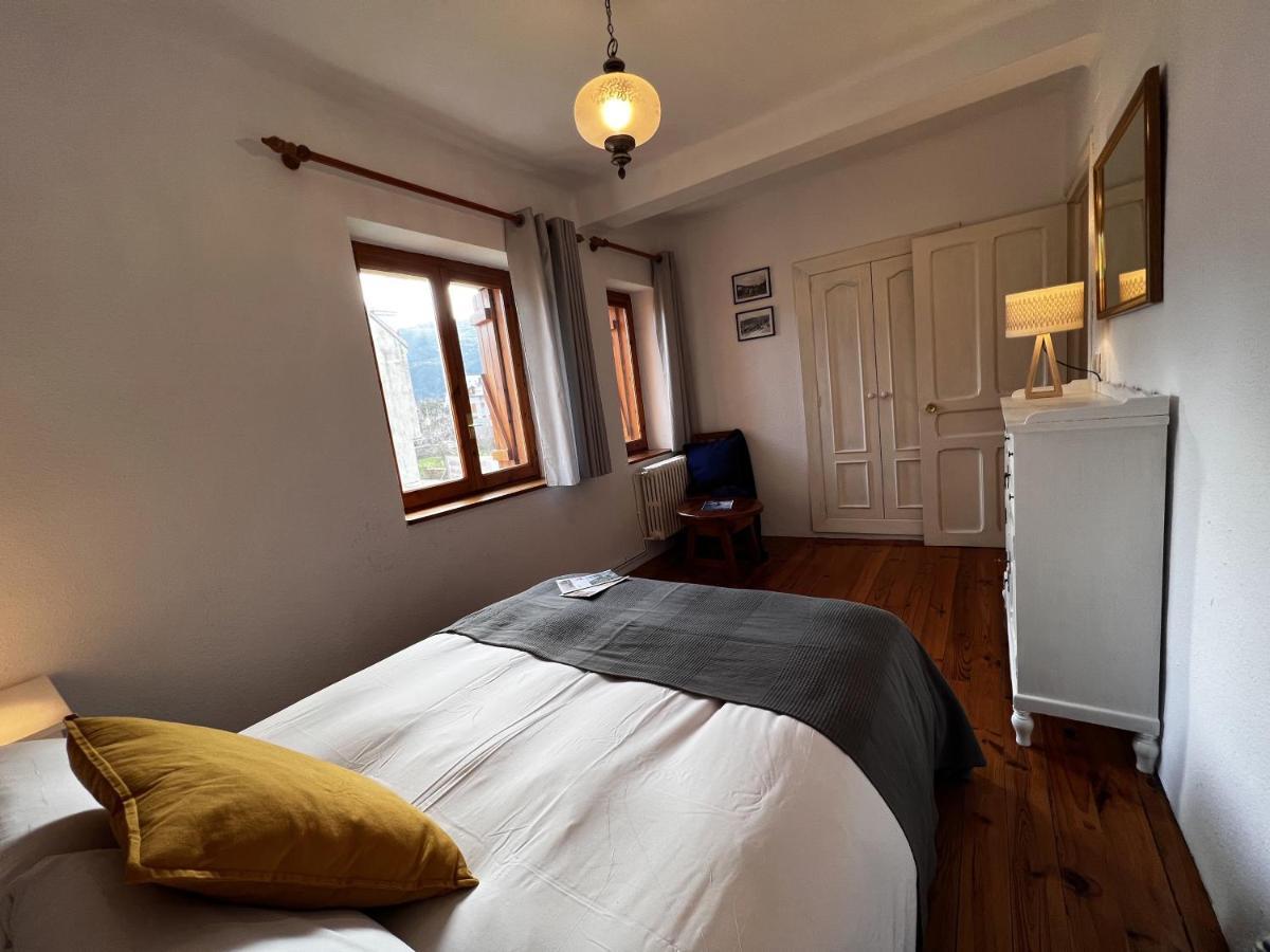 Cirjuana, Casa En El Centro Con Agradable Jardin Y Barbacoa By Pirineos 360 Villa Biescas  Bagian luar foto